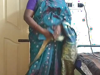 desi indian tamil telugu kannada malayalam hindi horny cheating wife vanitha wearing blue colour saree showing big boobs and shaved pussy press hard boobs press nip rubbing pussy misemploy porn video